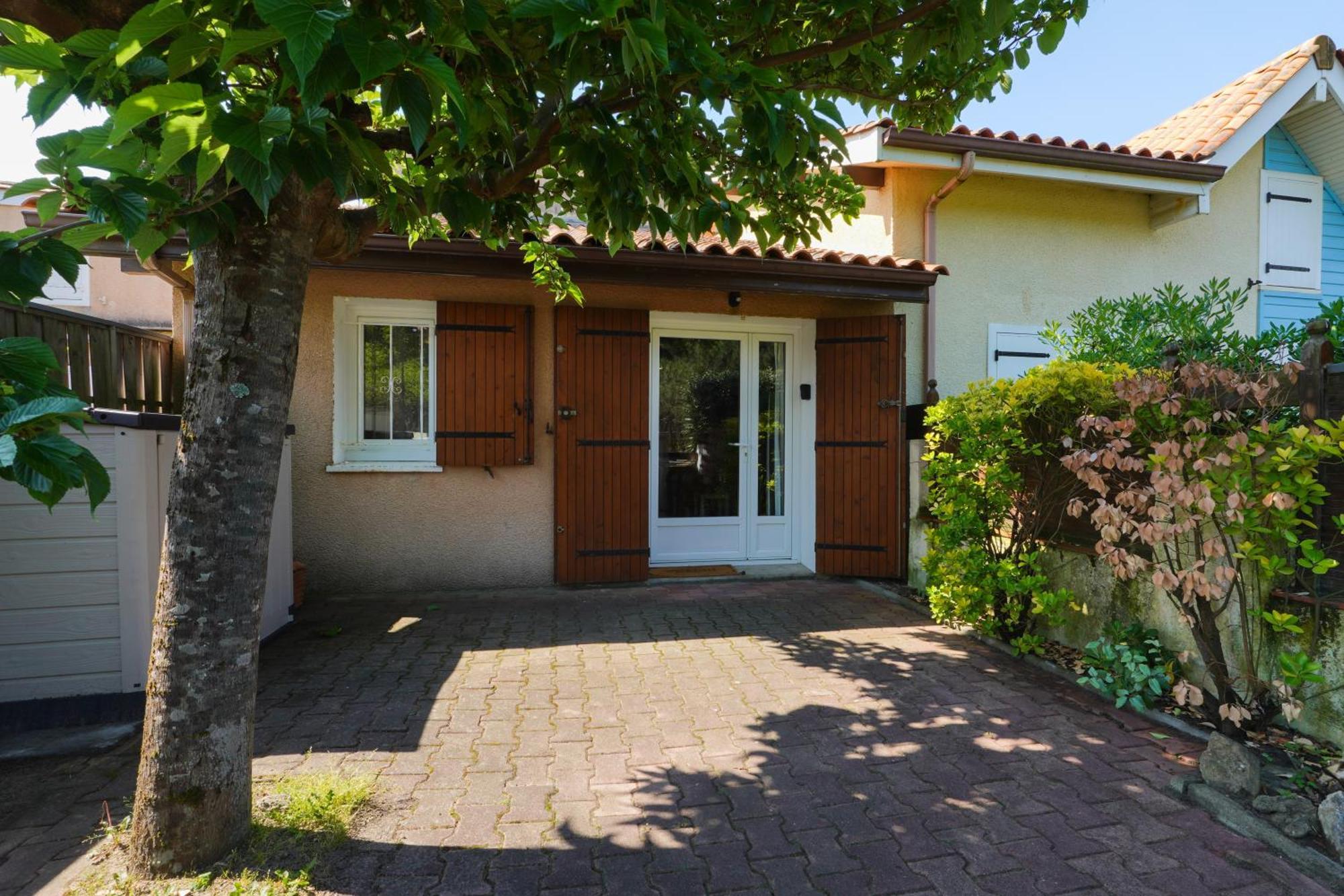 Maisonnette Au Pied De L'Ocean Avec Terrasse بيسكاروس المظهر الخارجي الصورة